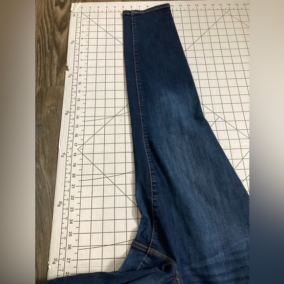 GAP 1969 Women’s Size 18 Legging Skimmer Blue Jeans - Picture 6 of 7